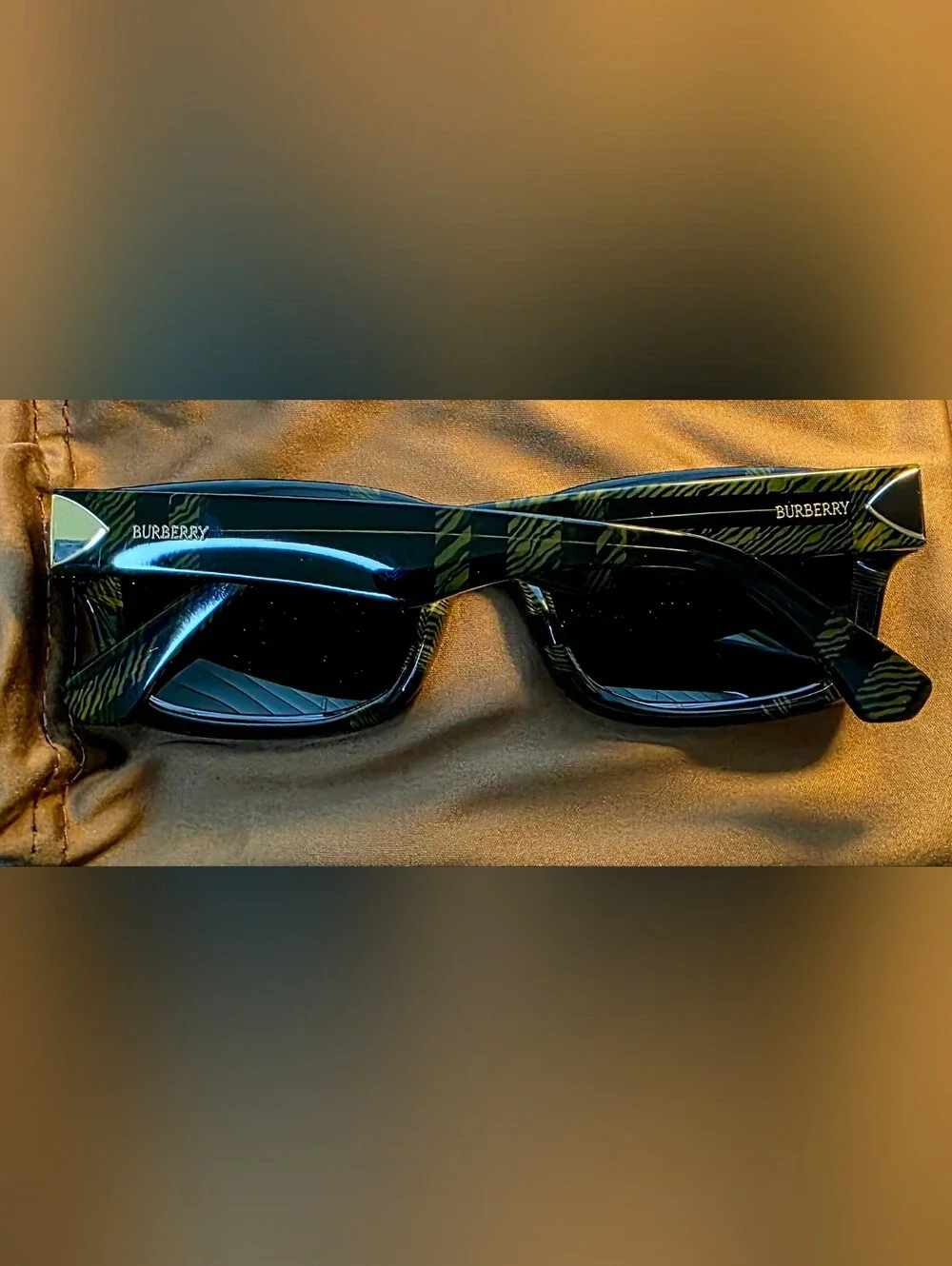 Burberry Dark Gray Sunglasses With Frames In Green /Gold